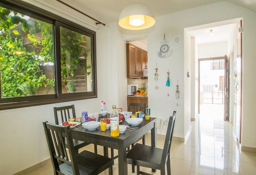 Kapparis Summer Breeze Villa