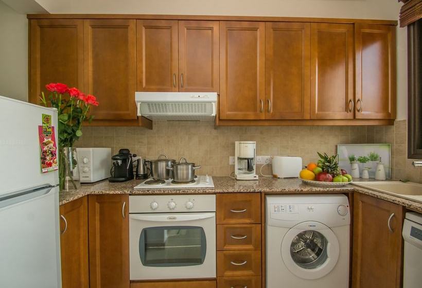 Kapparis Summer Breeze Villa