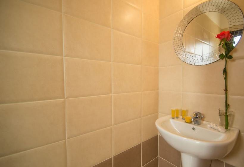 Kapparis Summer Breeze Villa