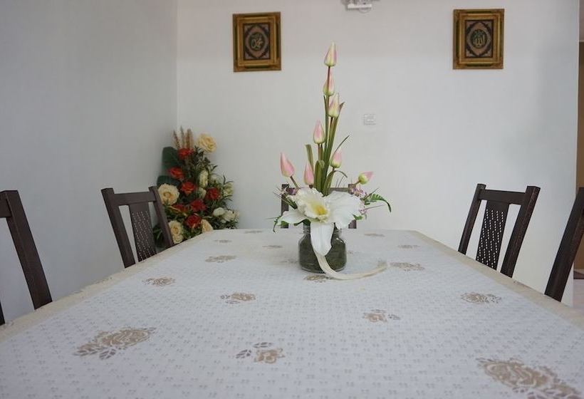 Kenanga Homestay Bukit Mahkota