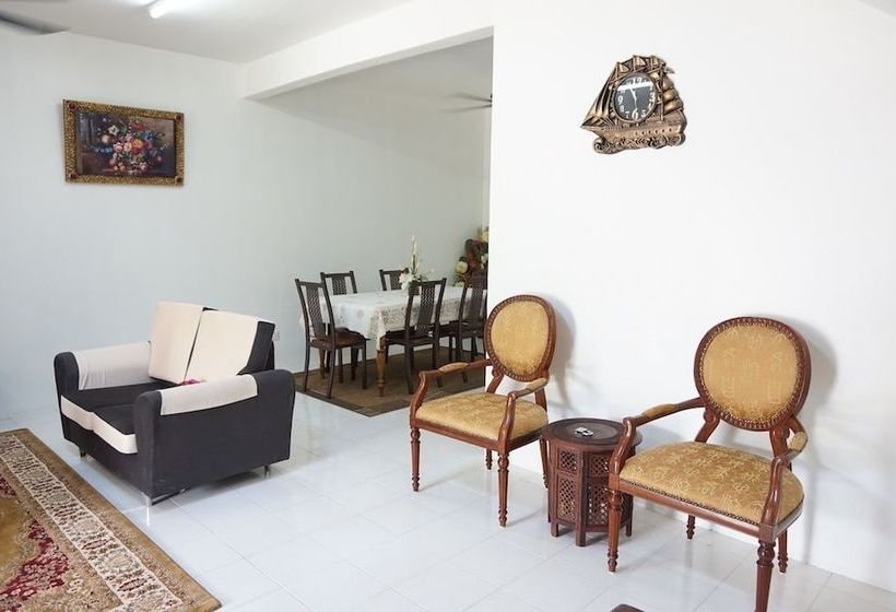 Kenanga Homestay Bukit Mahkota