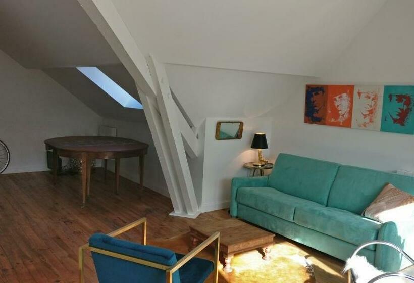 Le Rooftop Des Halles