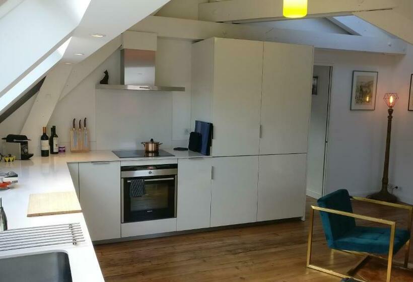 Le Rooftop Des Halles