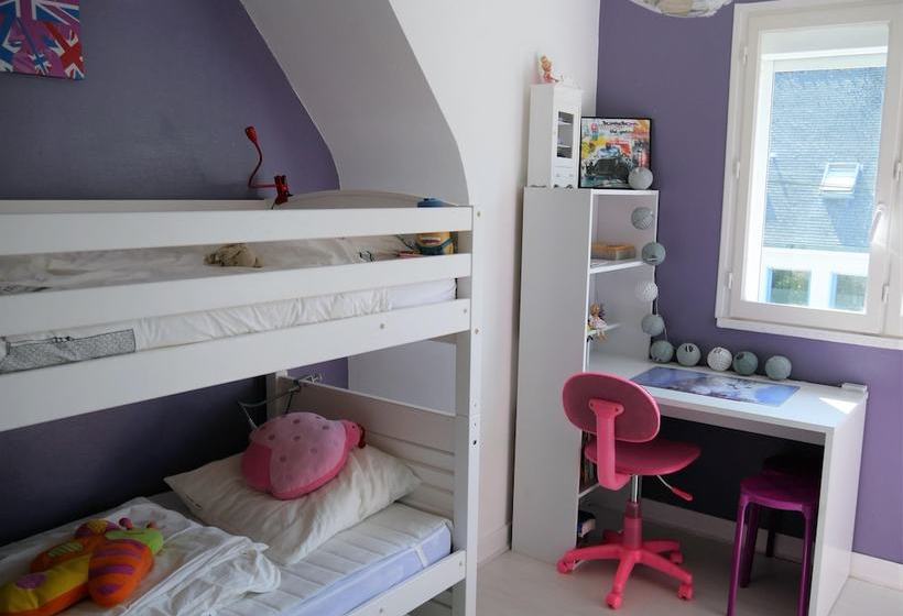 Maison Proche Des Alignements De Carnac