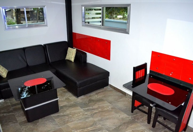 Micky Santoro Apartments