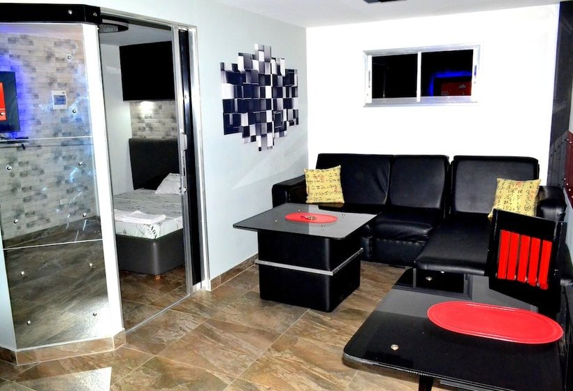 Micky Santoro Apartments