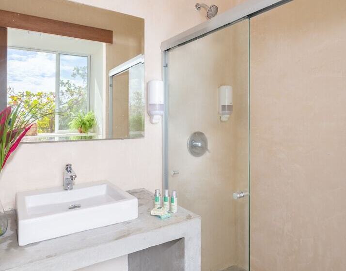 Oostel Smart Capsule Hostel   Tulum Pueblo