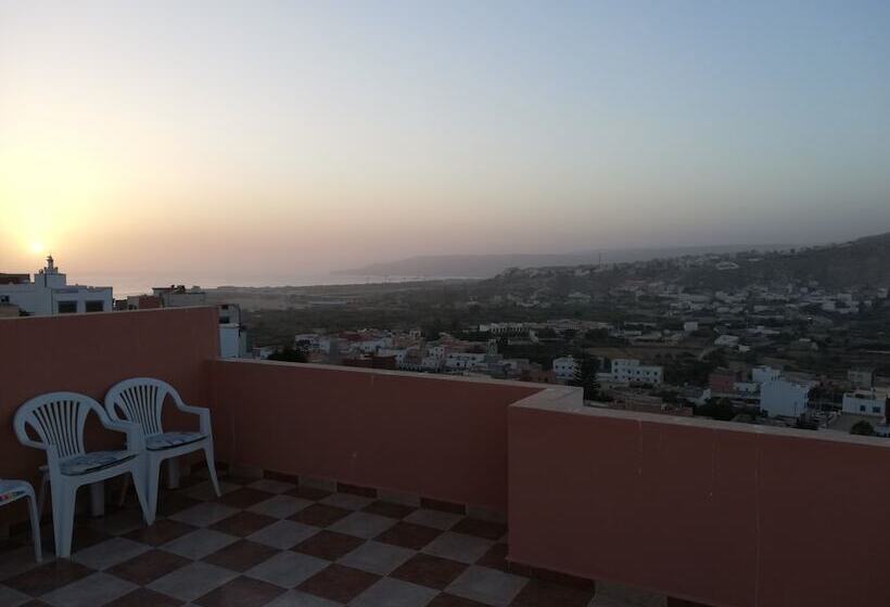 پانسیون Ab House