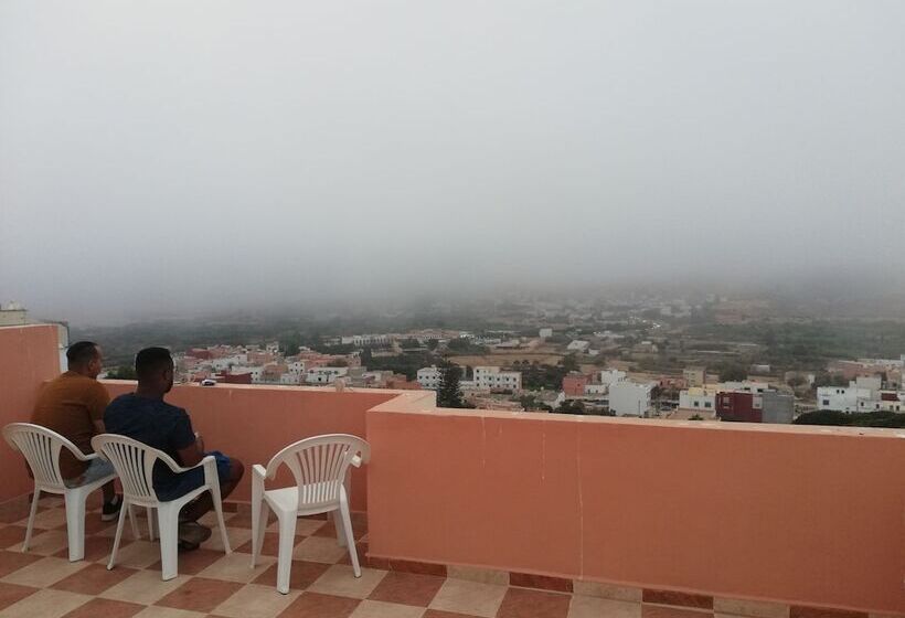 پانسیون Ab House