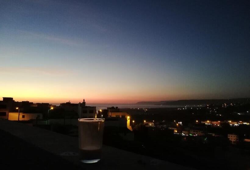 پانسیون Ab House