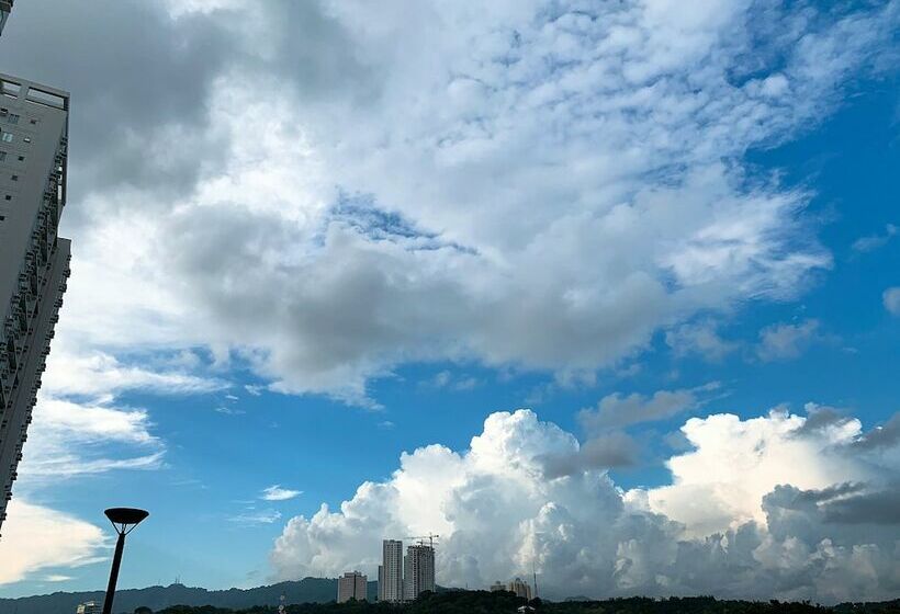 Пансион Avida Towers Cebu708 Fast Wifi, Netflix, 50in Smart Tv