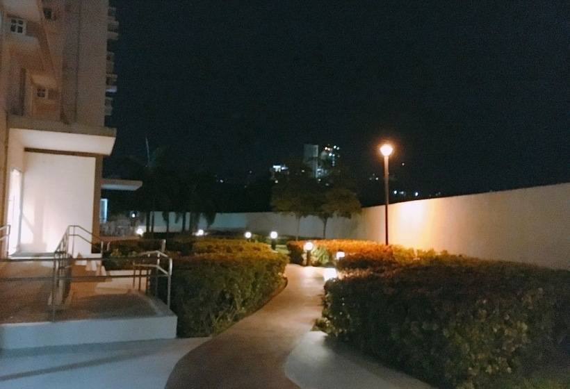 Пансион Avida Towers Cebu708 Fast Wifi, Netflix, 50in Smart Tv