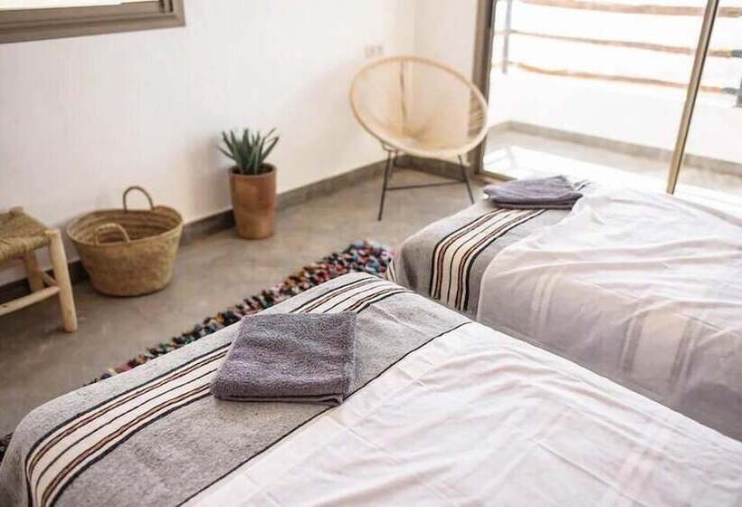 ペンション Blue Mind Surf & Yoga Tribe