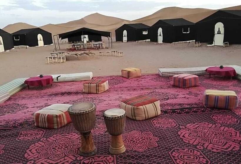 펜션 Caravan Renard Du Désert