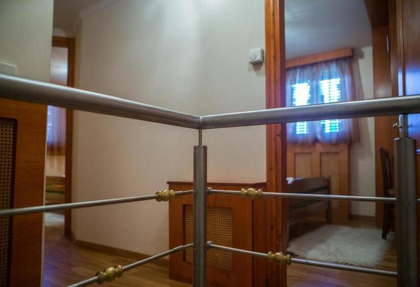 Пансион Exohiko