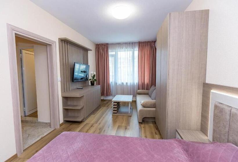 ペンション Family Hotel Ambrozia