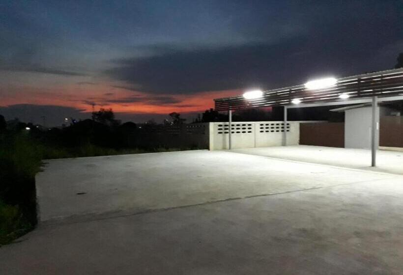 膳宿费 Green Mango Resort