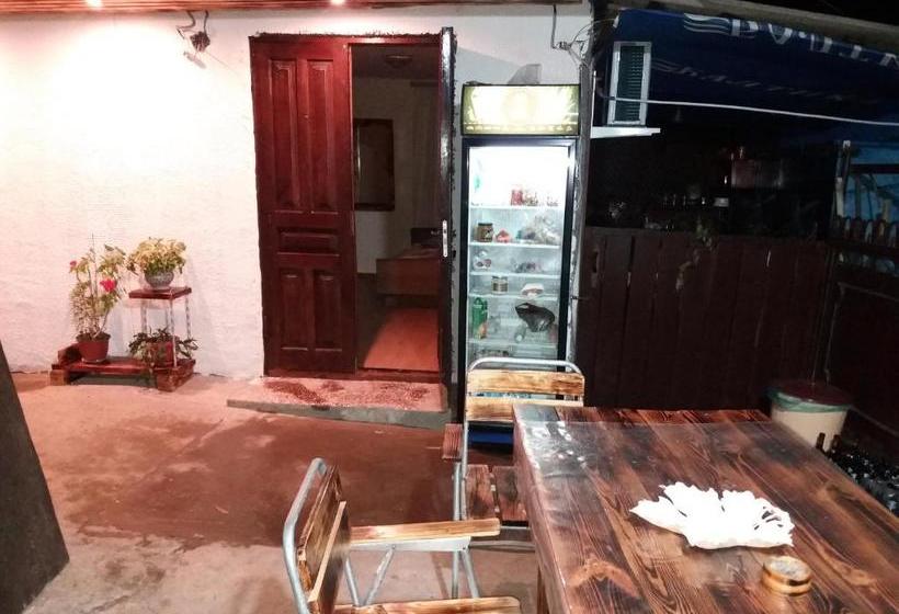 پانسیون Guest House Ariadna