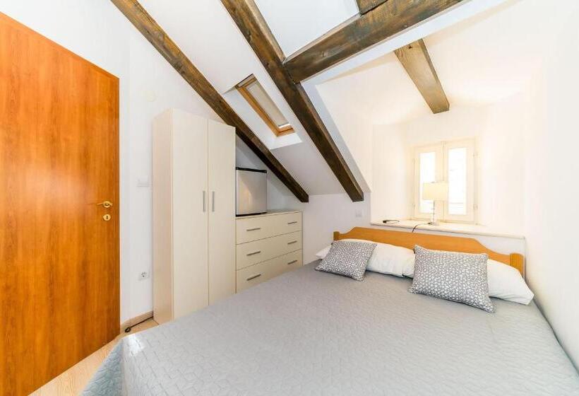 ペンション Holiday Home Kazerma