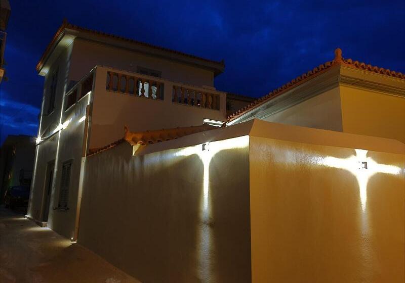 펜션 Impero Nafplio Hotel & Suites