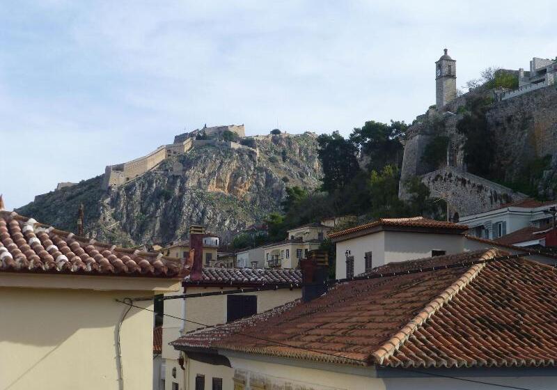 펜션 Impero Nafplio Hotel & Suites