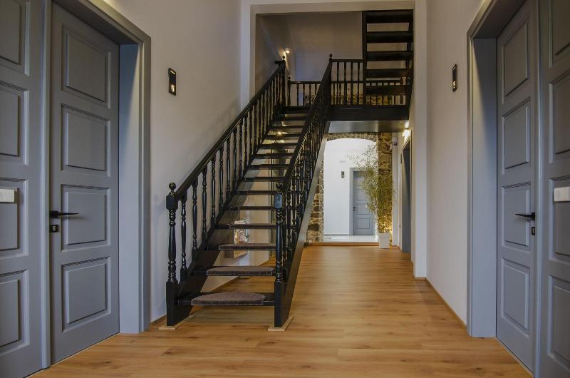 펜션 Impero Nafplio Hotel & Suites