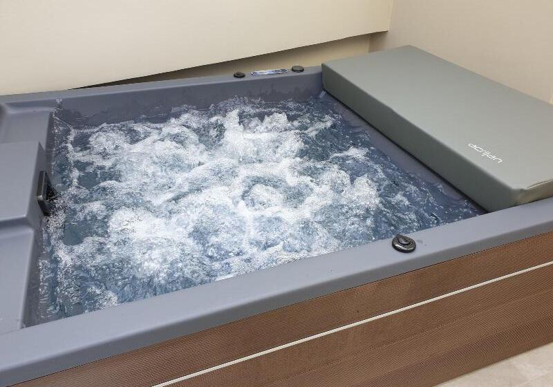 펜션 Impero Nafplio Hotel & Suites