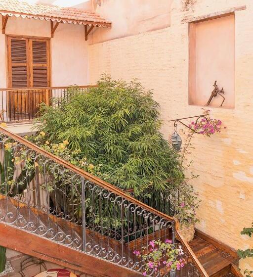 بنسيون Jamm La Paix