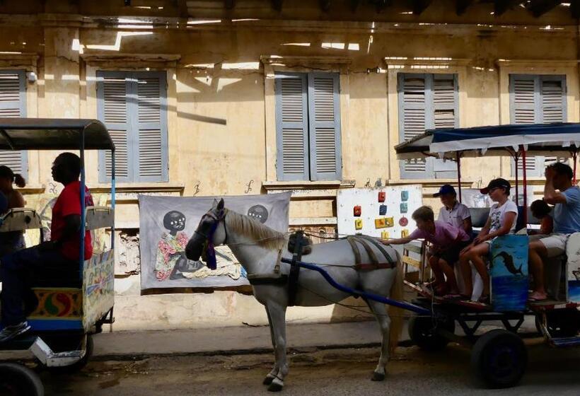 بنسيون Jamm La Paix