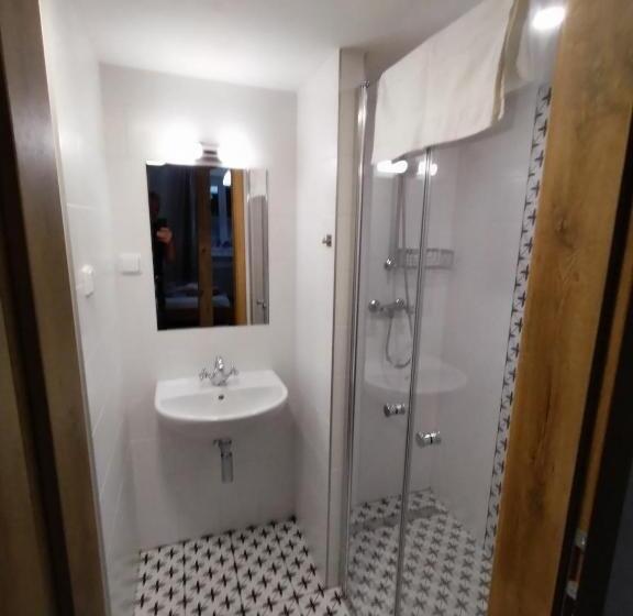 פנסיון Lipanka