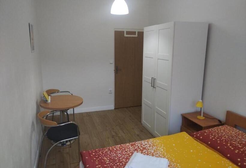 פנסיון Lipanka