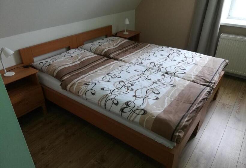 פנסיון Lipanka