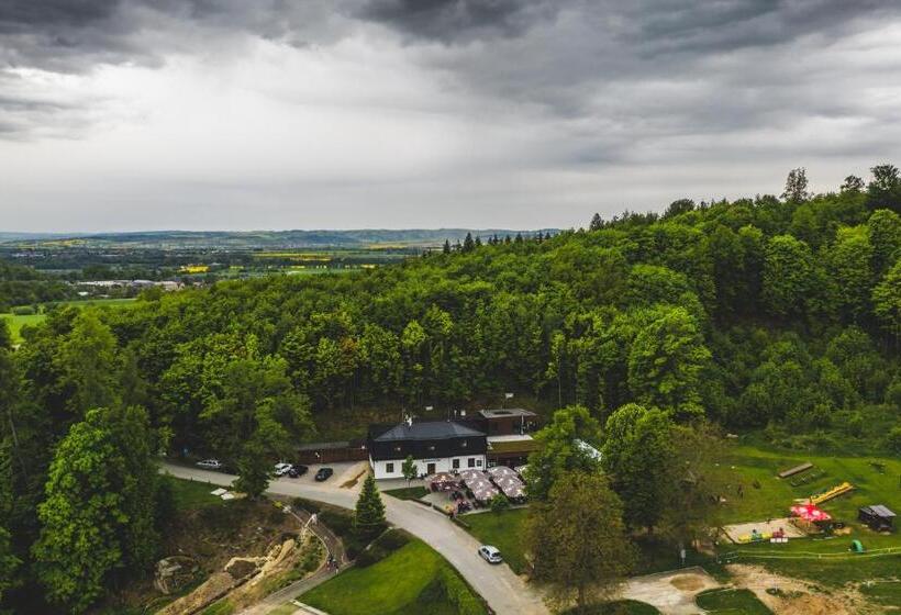 بنسيون Restaurace A Penzion Bludoveček