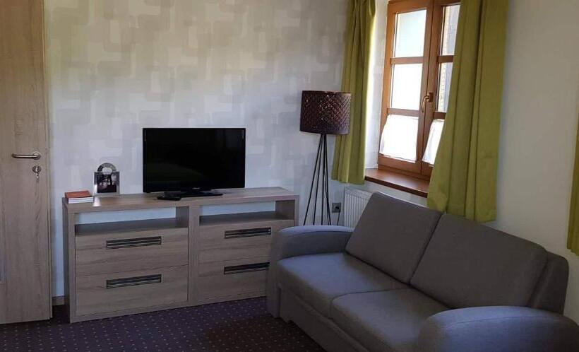 펜션 Restaurace A Penzion Bludoveček