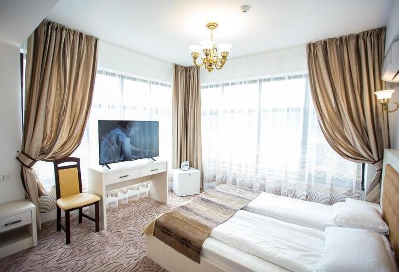 膳宿费 Restaurant Ayan Piatra Neamt