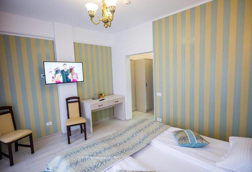 膳宿费 Restaurant Ayan Piatra Neamt