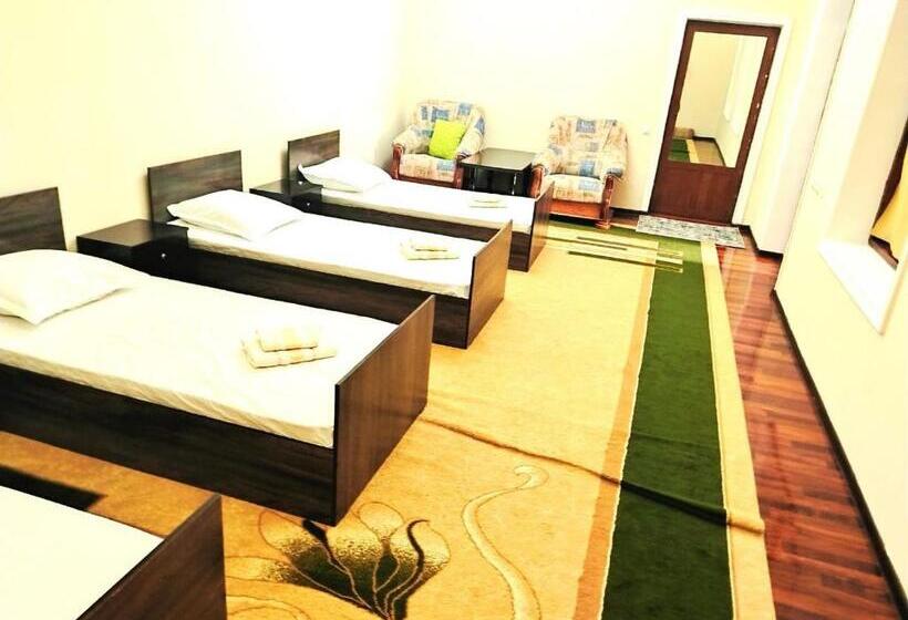 بنسيون Zarin Guest House B&b