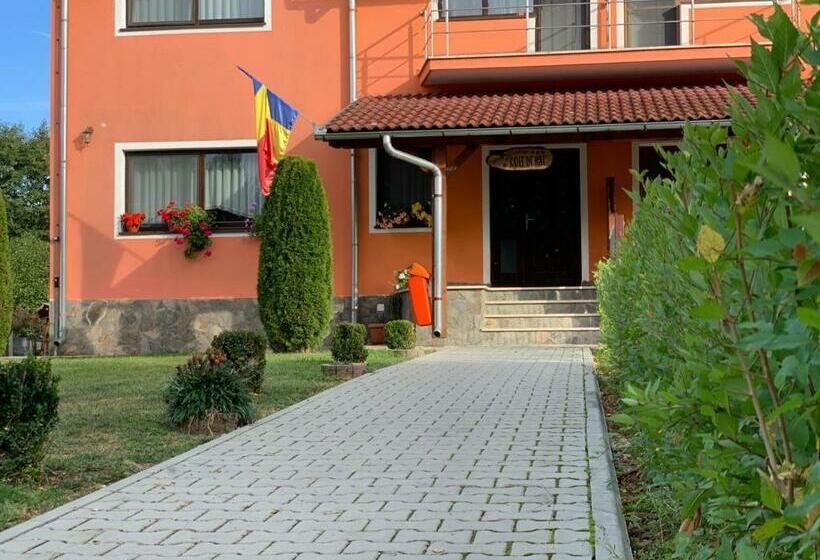 Pensiunea Colt De Rai