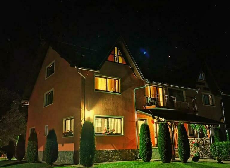 Pensiunea Colt De Rai