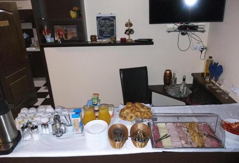 Pensiunea Royal Garden