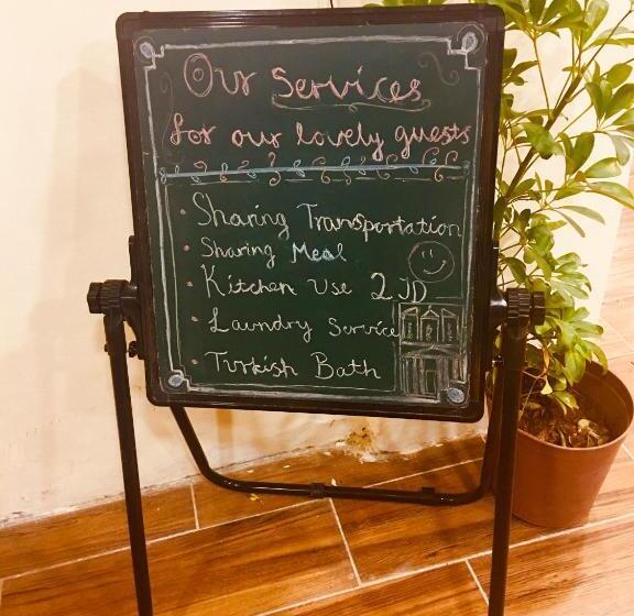 Petra Cabin Inn Hostel&resturant