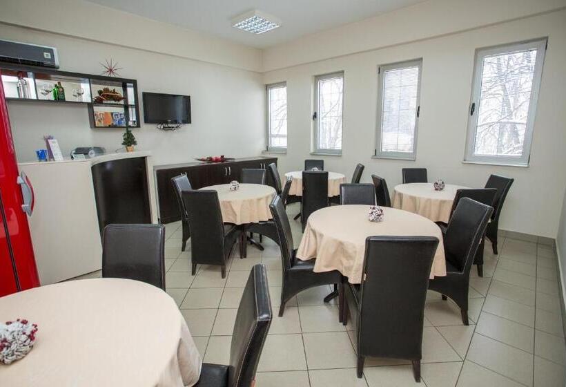Sin Kom Hotel Garni
