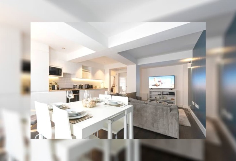 The New52 Oxford By 360stays   Bespoke 2 Bed Luxury Apartment In The Heart Of Oxford City Centre Wit