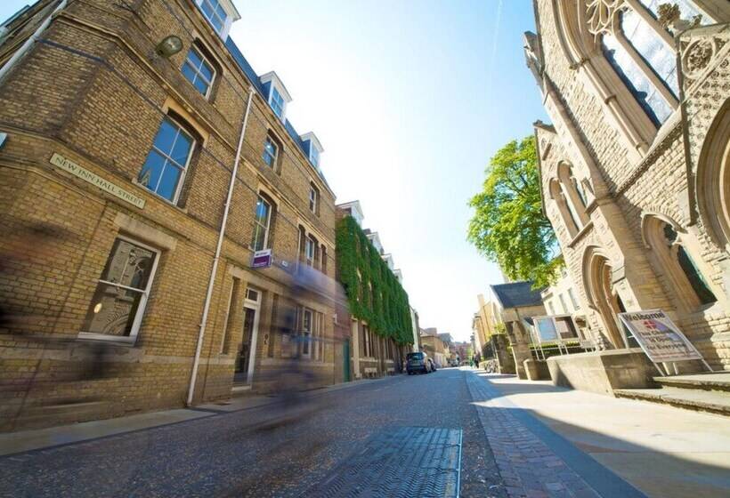 The New52 Oxford By 360stays   Bespoke 2 Bed Luxury Apartment In The Heart Of Oxford City Centre Wit