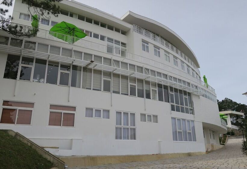 هتل Thuy Hoang Nguyen Resort & Spa