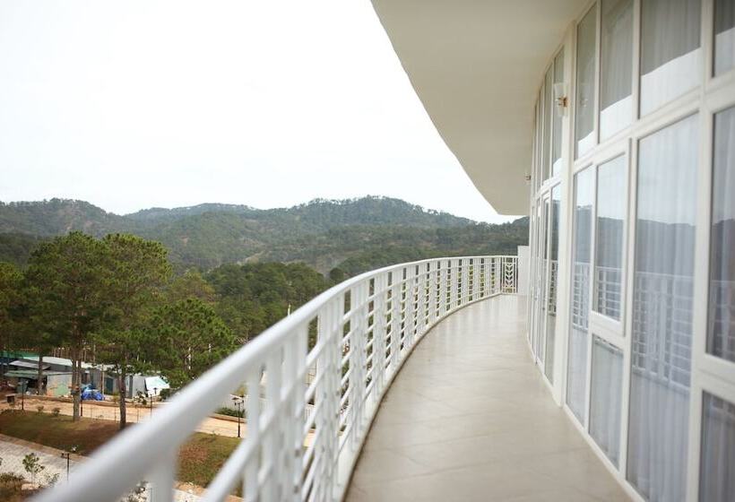 هتل Thuy Hoang Nguyen Resort & Spa