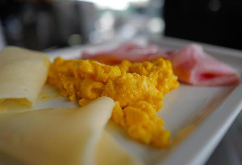 هاستل Affittacamere La Tortuga