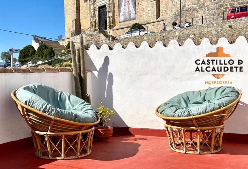 فندق صغير Hospedería Castillo De Alcaudete
