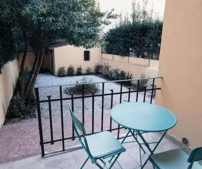 هاستل Palazzo Oliveto