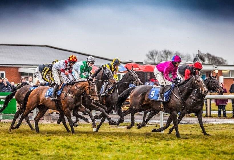 Edwards Cottage Grove Road Cottages